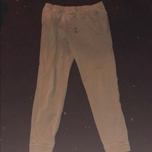 Hollis tee Cargo Joggers